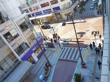 r223032_w9.jpg