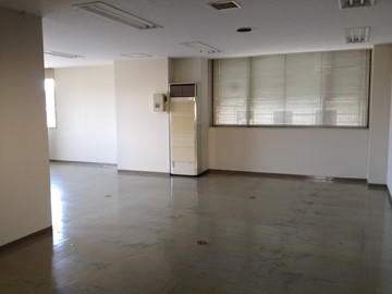 014704_w4.jpg