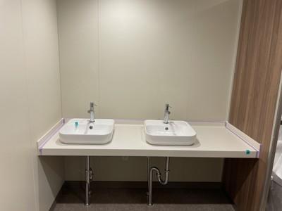 065506_w12.jpg