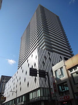 008002_w1.jpg