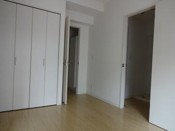 03804_w7.jpg